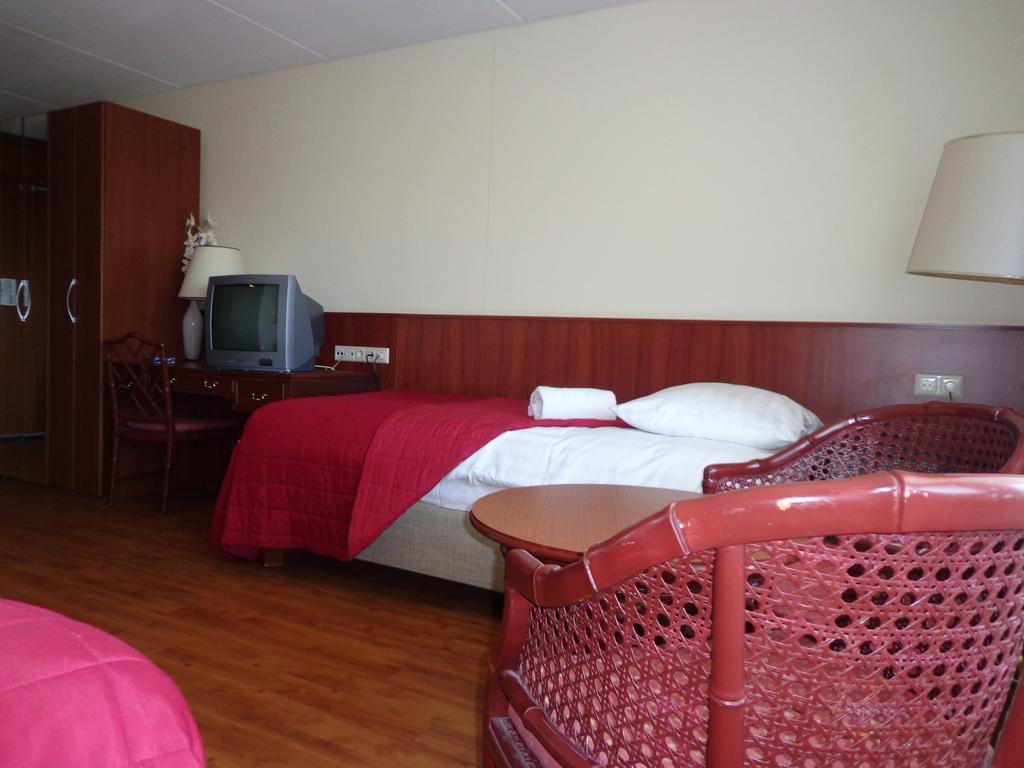 De Rijper Eilanden Hotel ภายนอก รูปภาพ